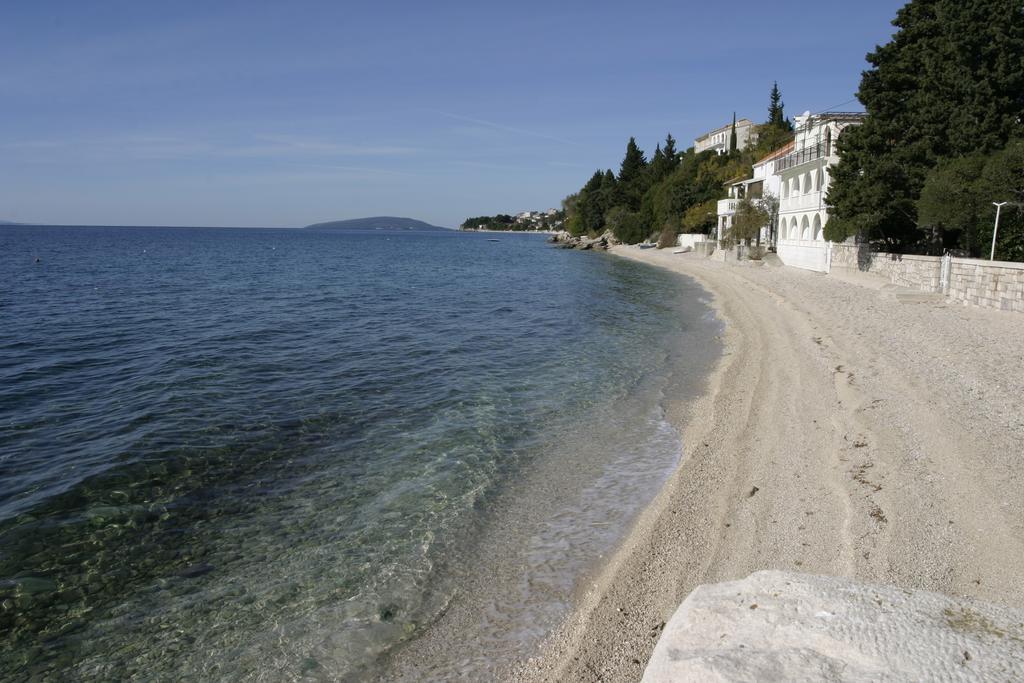 Vila Lidus Brist Pokoj fotografie